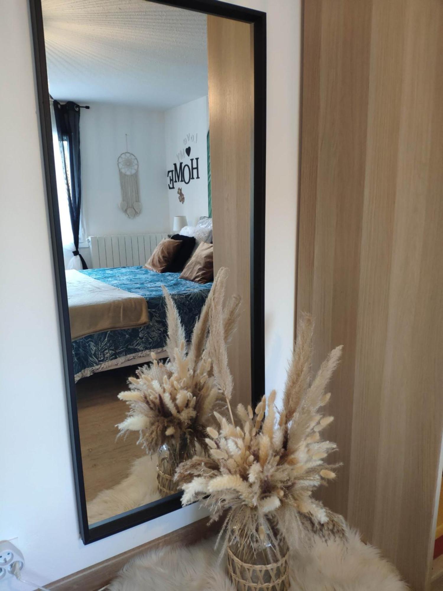 La Tourelle Suite Cosy Entre Vignoble Aixois Et Luberon Le Puy-Sainte-Réparade エクステリア 写真
