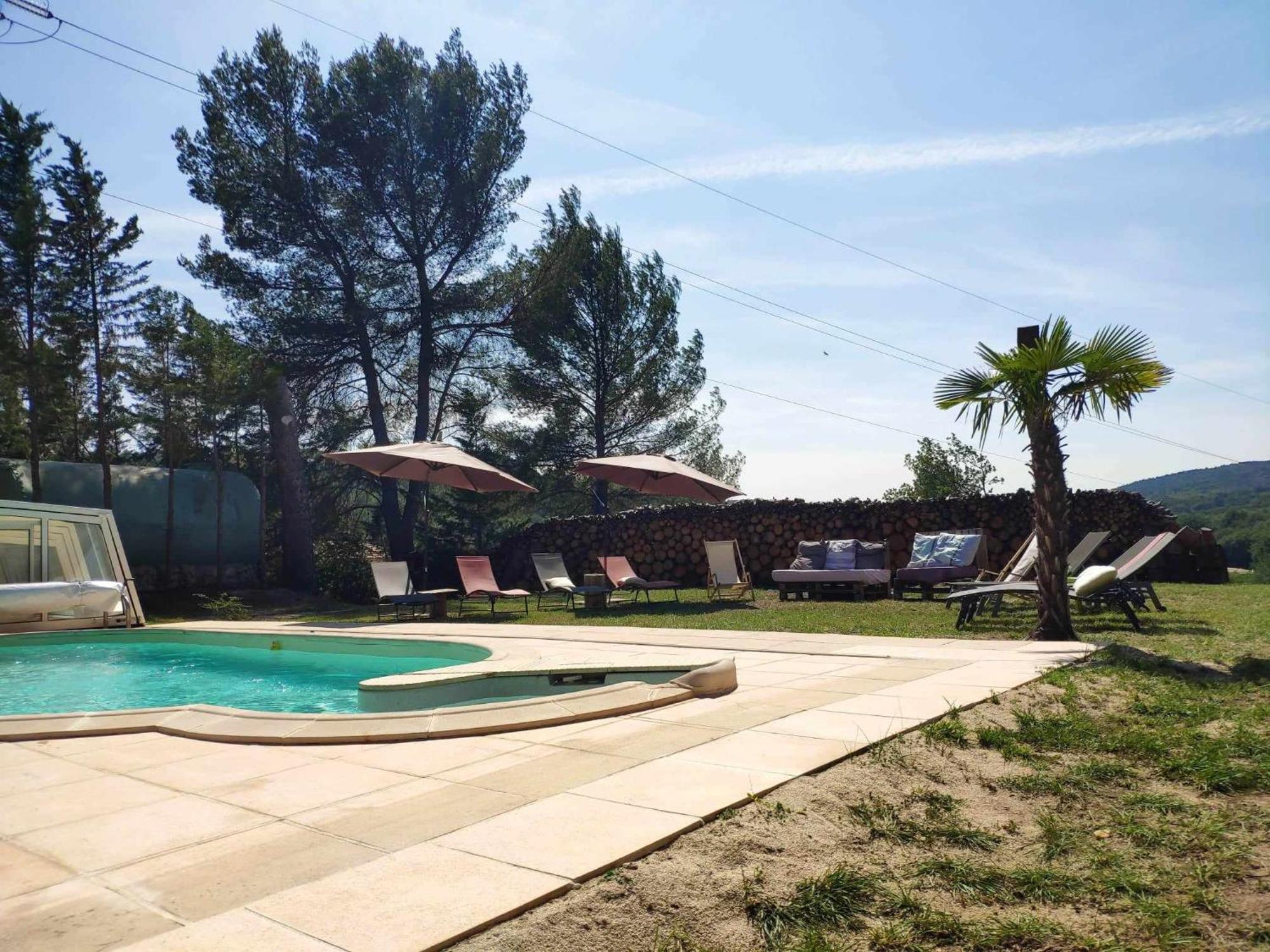 La Tourelle Suite Cosy Entre Vignoble Aixois Et Luberon Le Puy-Sainte-Réparade エクステリア 写真