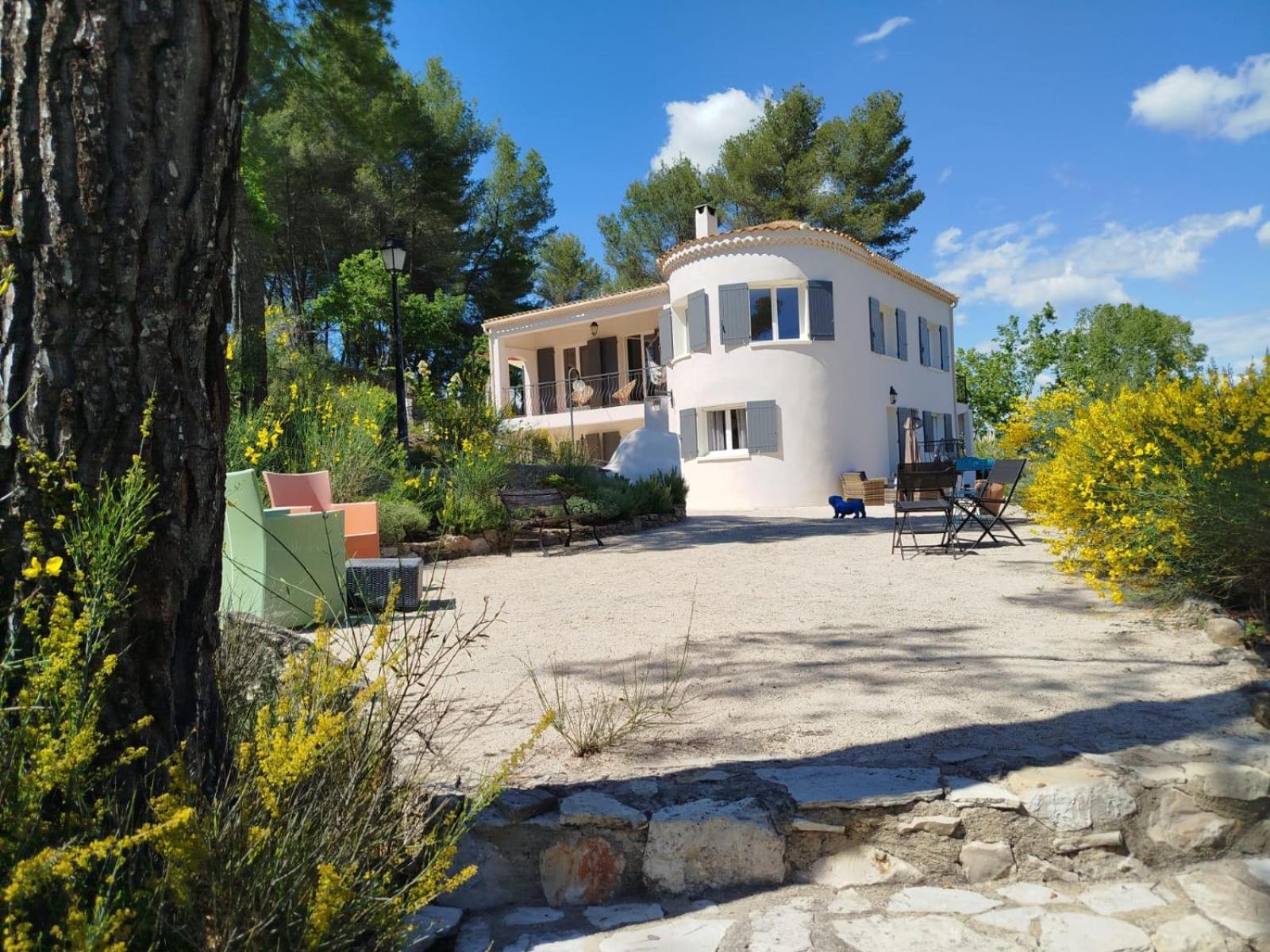 La Tourelle Suite Cosy Entre Vignoble Aixois Et Luberon Le Puy-Sainte-Réparade エクステリア 写真