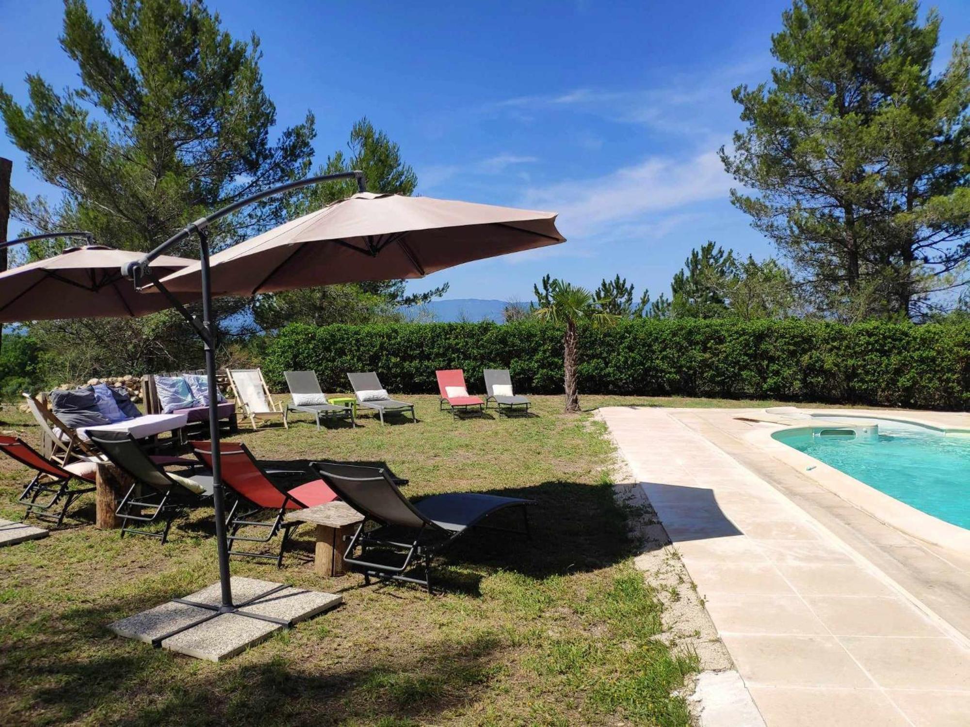 La Tourelle Suite Cosy Entre Vignoble Aixois Et Luberon Le Puy-Sainte-Réparade エクステリア 写真